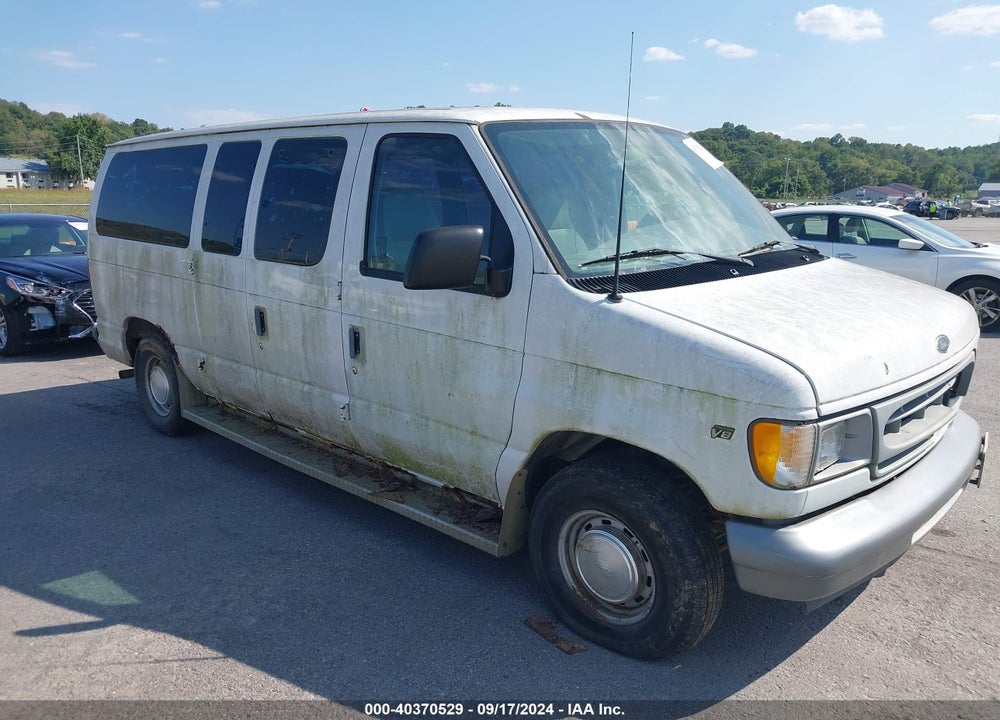 2000 FORD E-150 XL/XLT VIN: 1FMRE11W7YHB47054