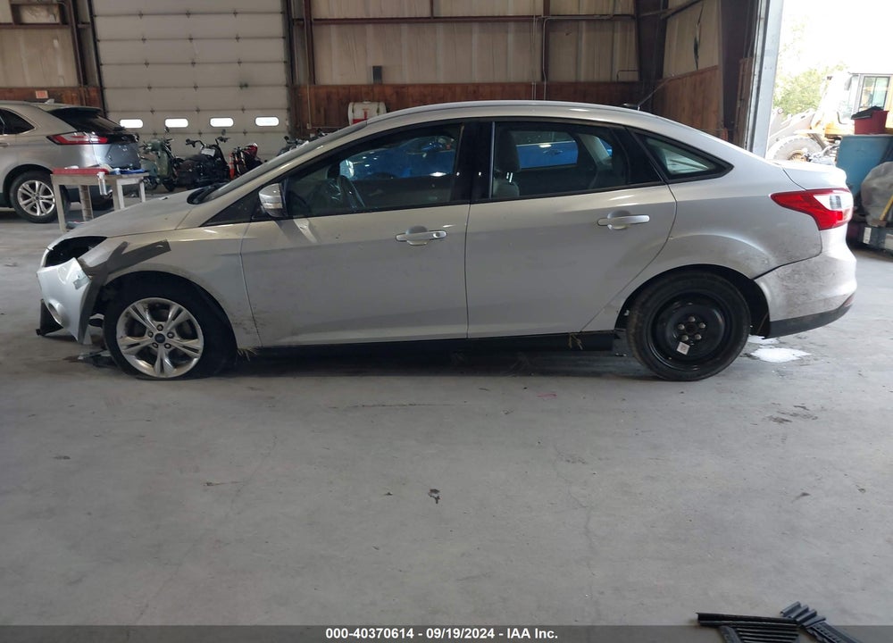 2014 FORD FOCUS SE VIN: 1FADP3F20EL274494
