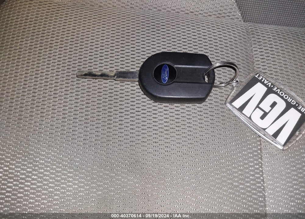 2014 FORD FOCUS SE VIN: 1FADP3F20EL274494
