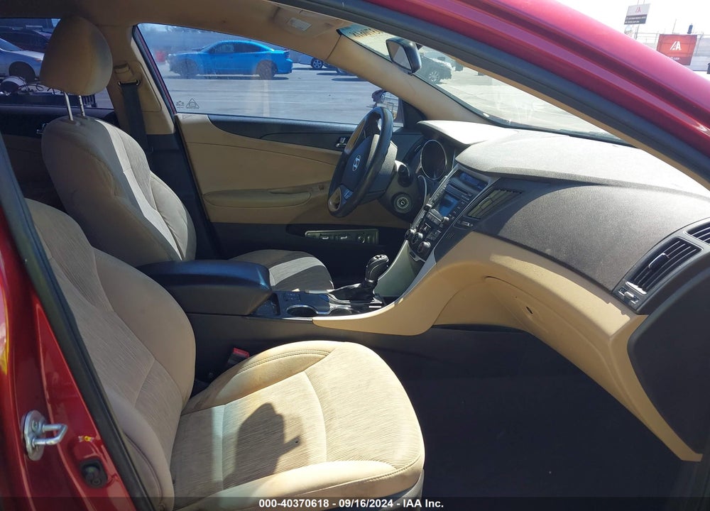 2014 HYUNDAI SONATA GLS VIN: 5NPEB4AC2EH875476