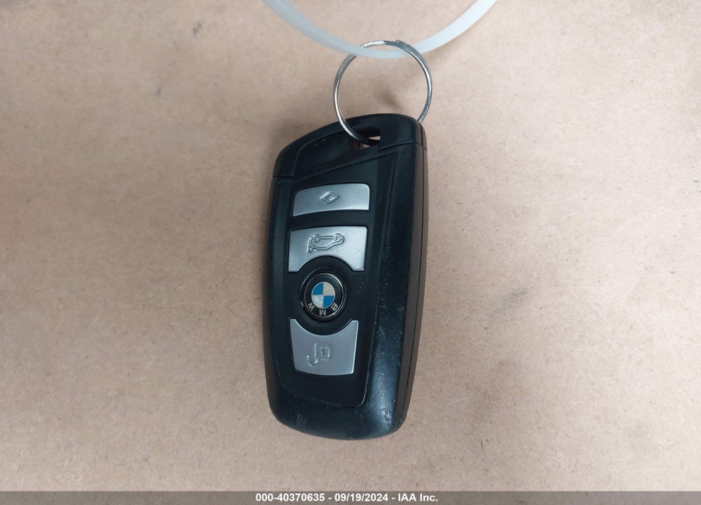 2011 BMW 528I VIN: WBAFR1C50BC743043