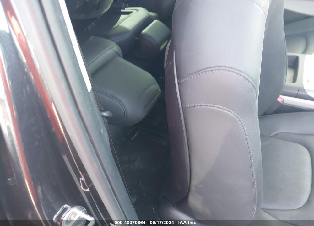 2022 KIA CARNIVAL MPV LX SEAT PACKAGE VIN: KNDNB4H30N6157828