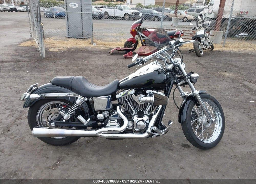 2005 HARLEY-DAVIDSON FXDLI VIN: 1HD1GNW3X5K324484