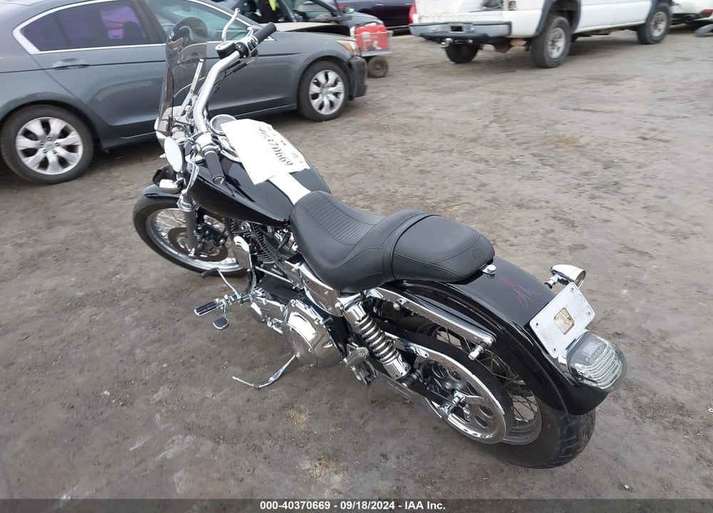 2005 HARLEY-DAVIDSON FXDLI VIN: 1HD1GNW3X5K324484