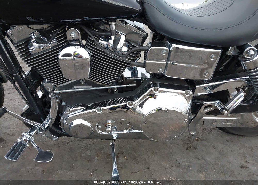 2005 HARLEY-DAVIDSON FXDLI VIN: 1HD1GNW3X5K324484