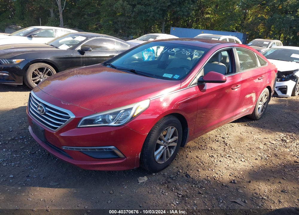 2015 HYUNDAI SONATA SE VIN: 5NPE24AFXFH090702