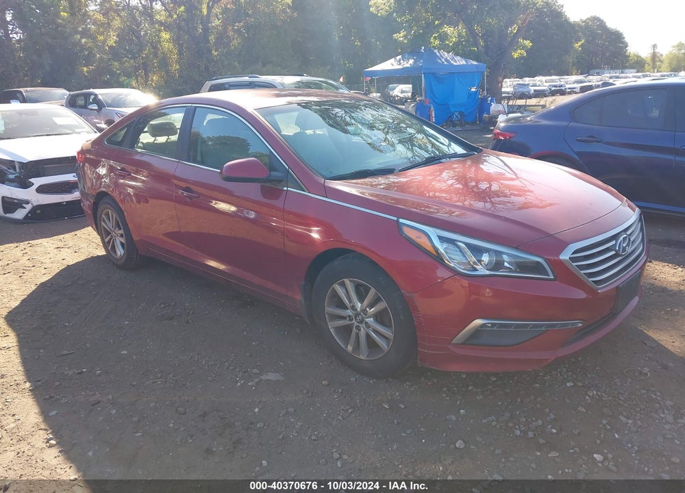 2015 HYUNDAI SONATA SE VIN: 5NPE24AFXFH090702