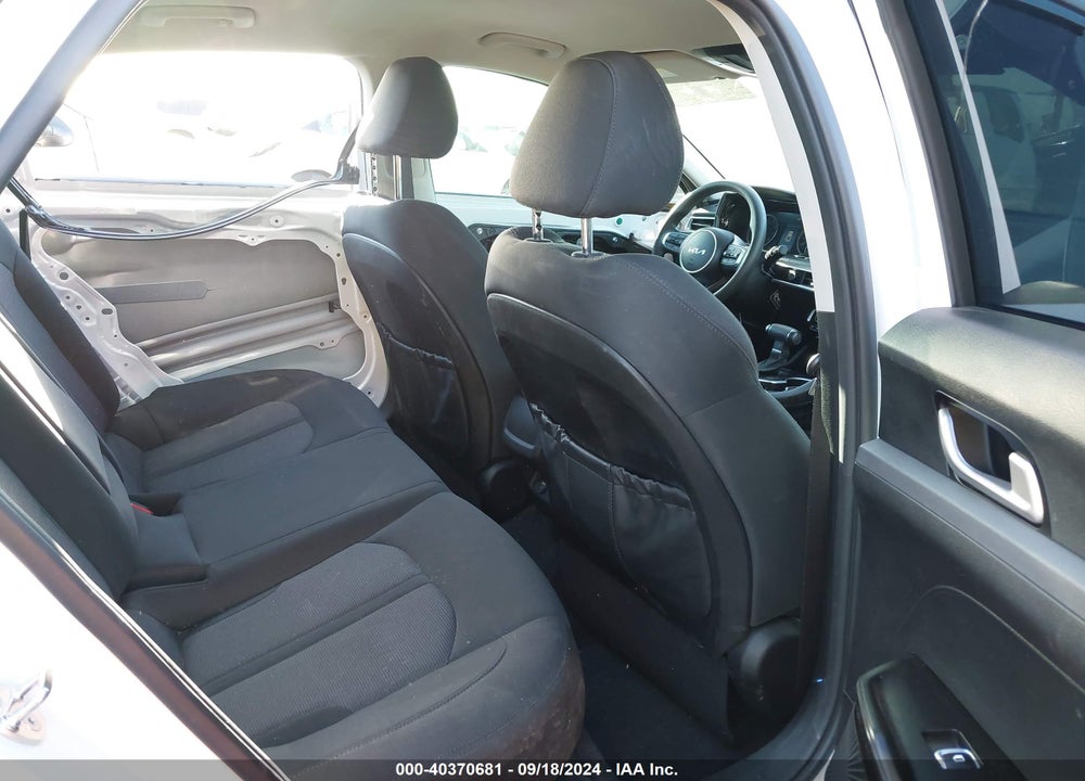 2024 KIA K5 LXS VIN: 5XXG14J24RG246791
