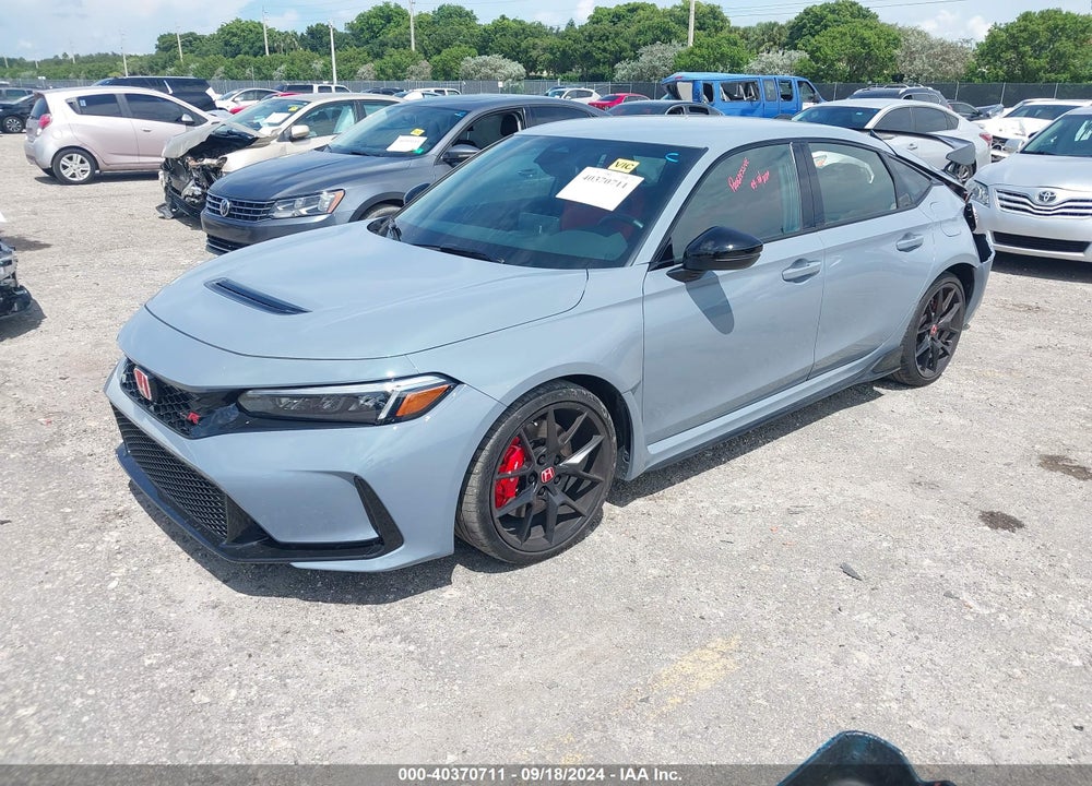 2024 HONDA CIVIC TYPE R BASE (M6) VIN: JHMFL5G40RX001952
