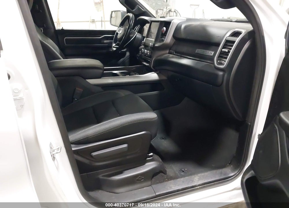 2022 RAM 1500 BIG HORN 4X4 6'4 BOX VIN: 1C6RRFBG4NN287340