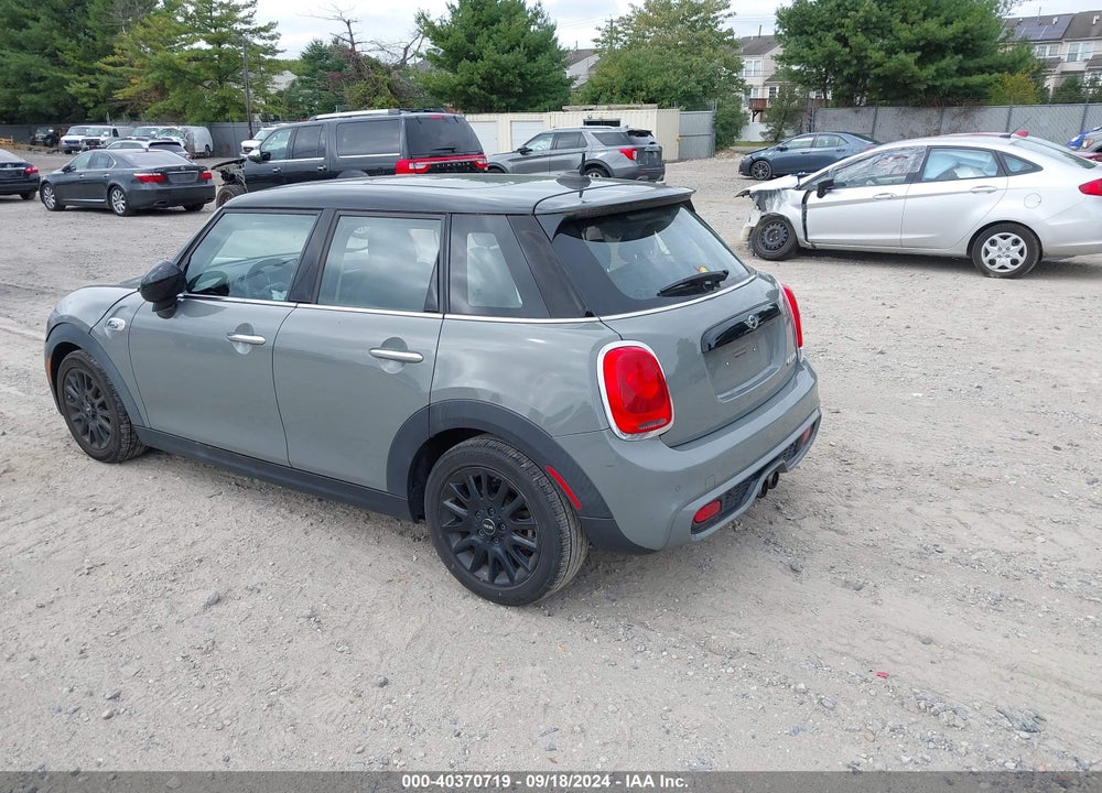 2018 MINI HARDTOP COOPER S VIN: WMWXU3C54J2F51016