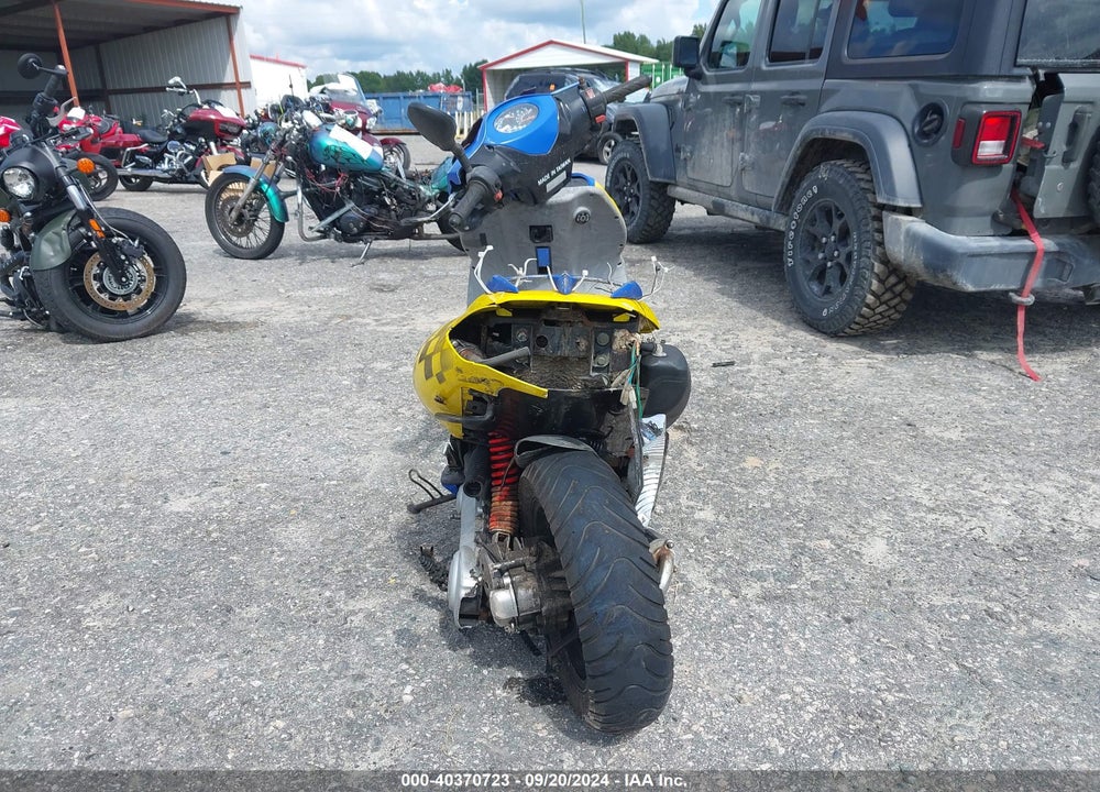 2009 KYMCO USA INC SUPER 9 50 VIN: RFBS1A0459B410764