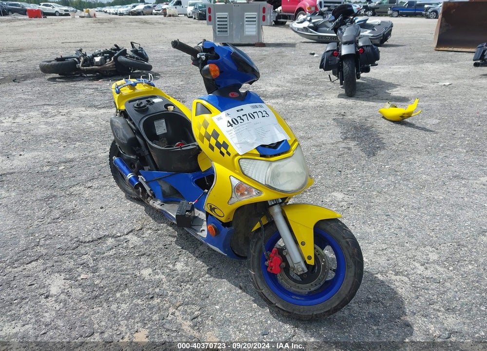 2009 KYMCO USA INC SUPER 9 50 VIN: RFBS1A0459B410764