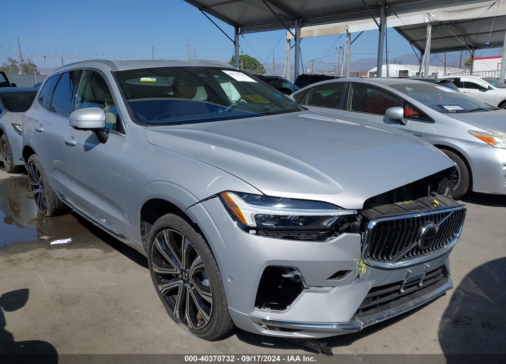 2023 VOLVO XC60 B5 ULTIMATE BRIGHT THEME VIN: YV4L12RF0P1283966