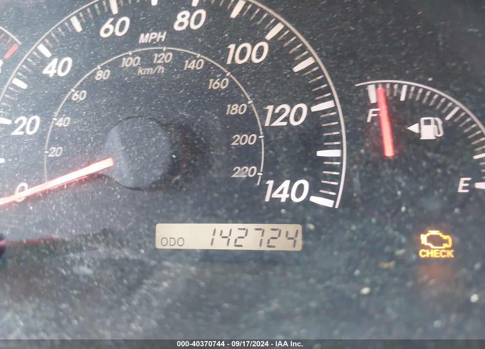 2005 TOYOTA CAMRY LE VIN: 4T1BE32K65U070656