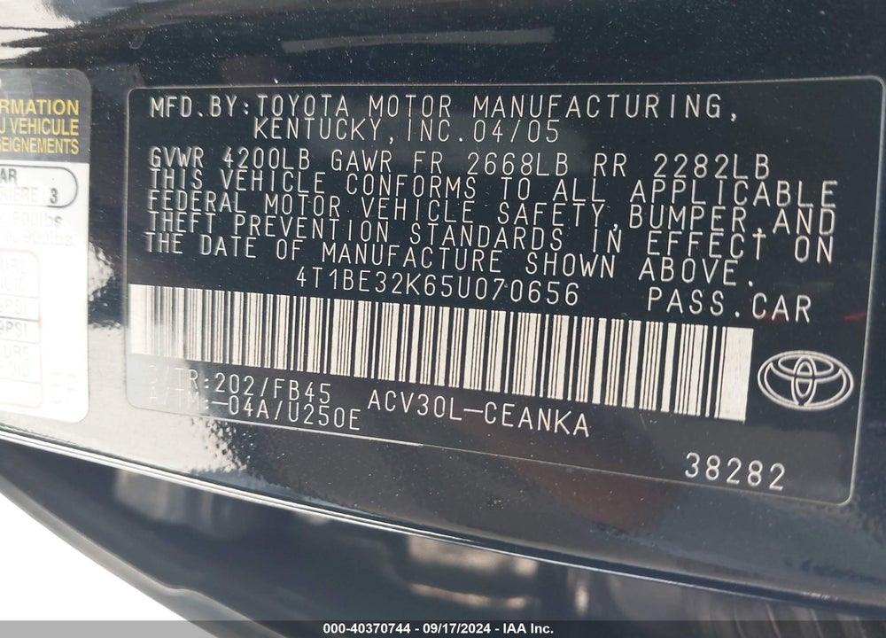 2005 TOYOTA CAMRY LE VIN: 4T1BE32K65U070656