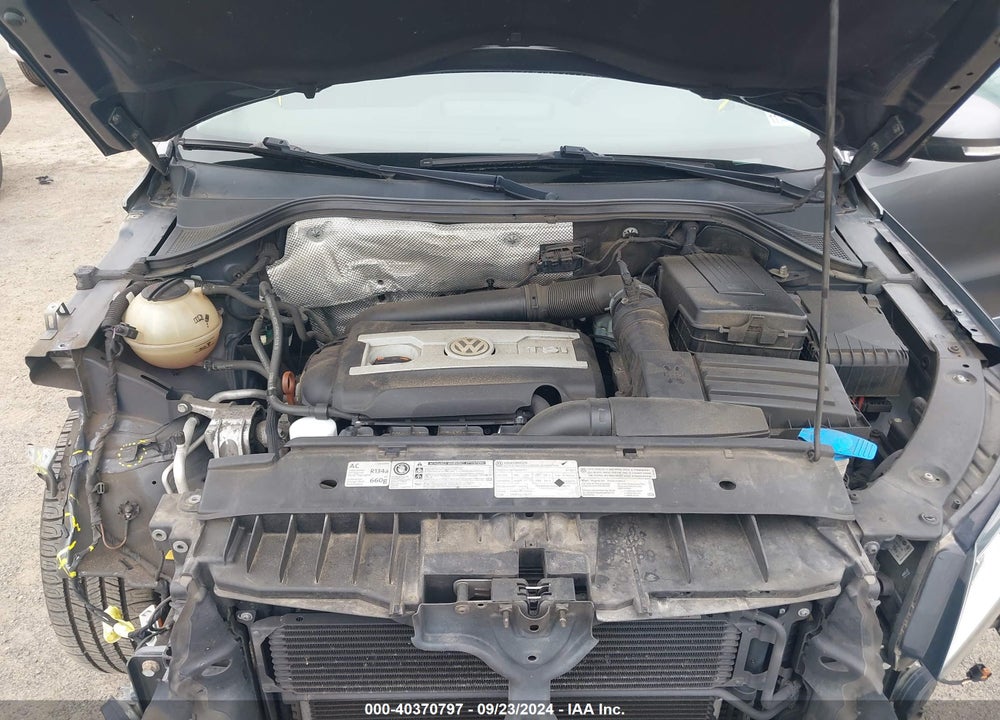 2013 VOLKSWAGEN TIGUAN SE VIN: WVGBV7AX4DW006171