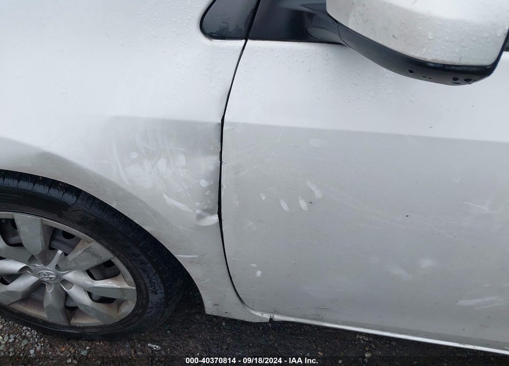 2014 TOYOTA COROLLA LE VIN: 2T1BURHE3EC179228
