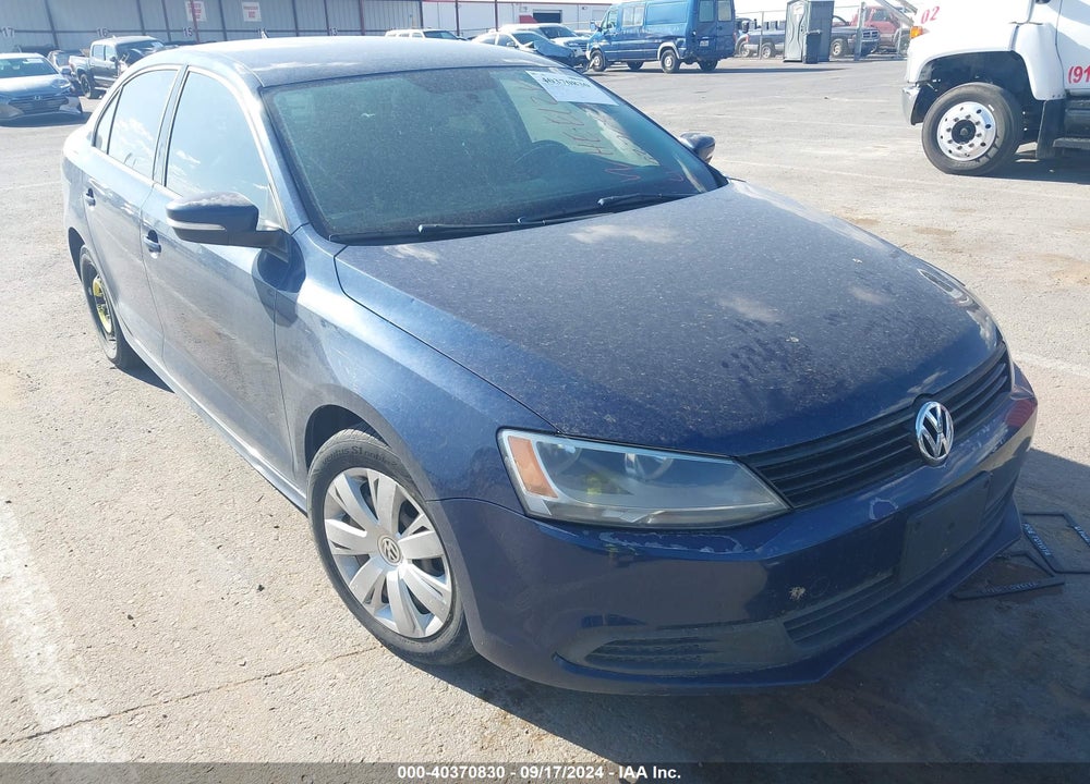2014 VOLKSWAGEN JETTA 1.8T SE VIN: 3VWD17AJXEM262818