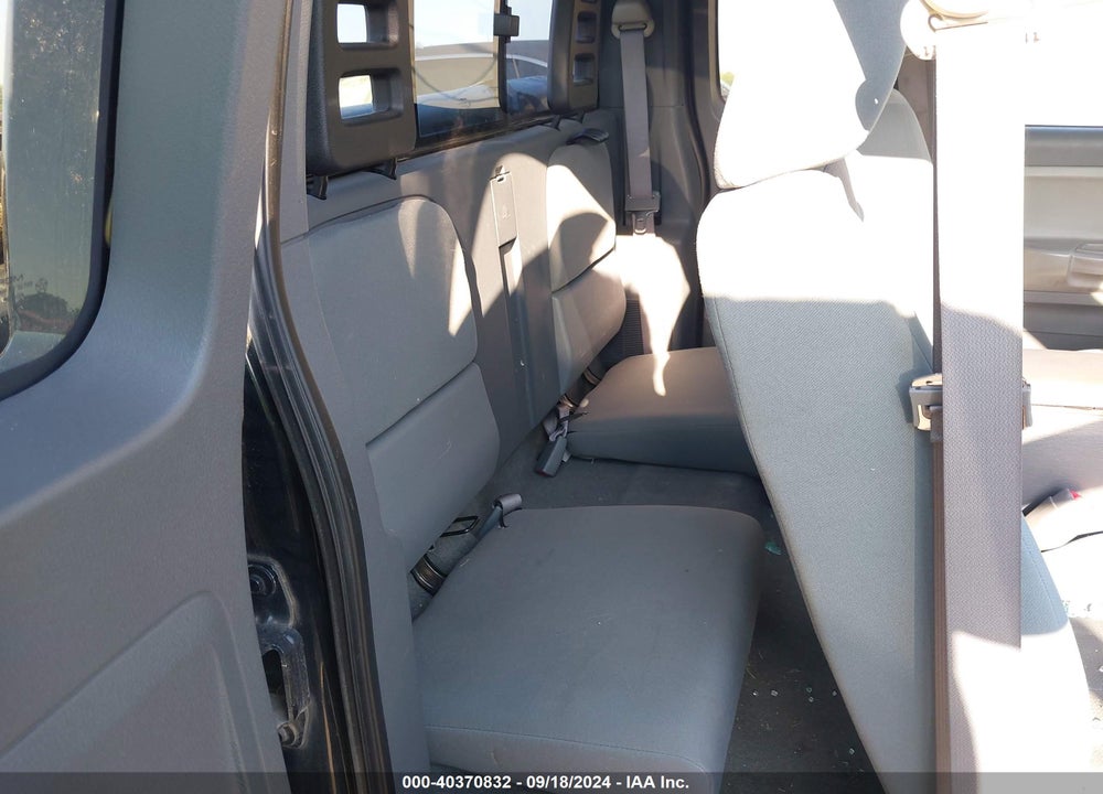 2005 DODGE DAKOTA SLT VIN: 1D7HW42N75S167300