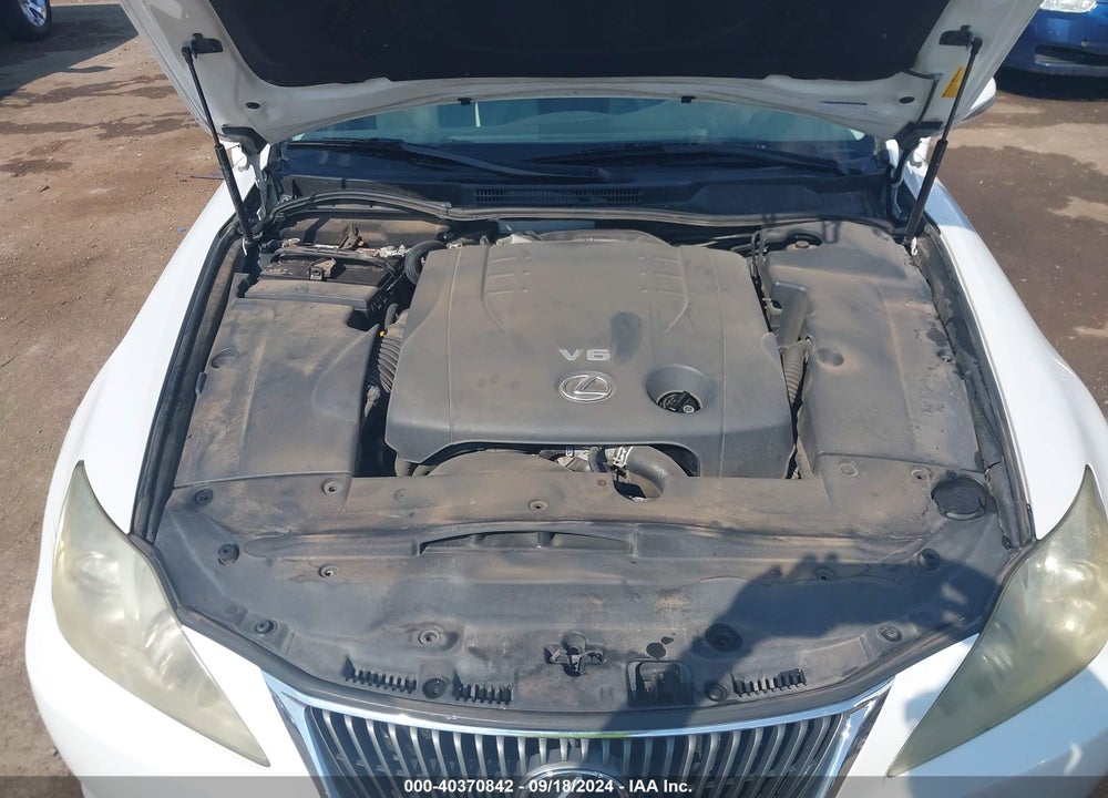 2010 LEXUS IS 250 VIN: JTHBF5C29A5116057