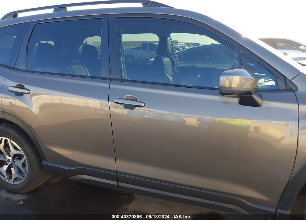 2019 SUBARU FORESTER PREMIUM VIN: JF2SKAEC0KH497293