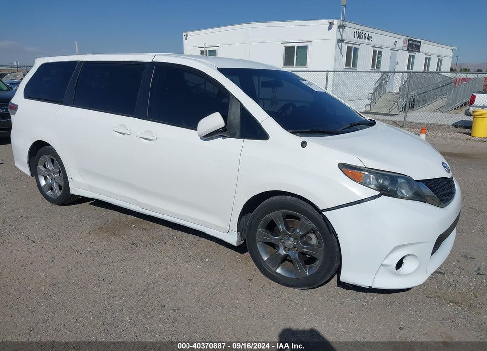 2011 TOYOTA SIENNA SE VIN: 5TDXK3DC3BS164647