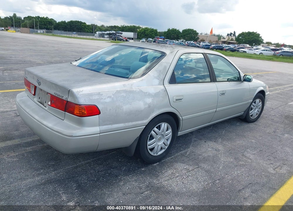 2001 TOYOTA CAMRY LE VIN: 4T1BG22K01U034556