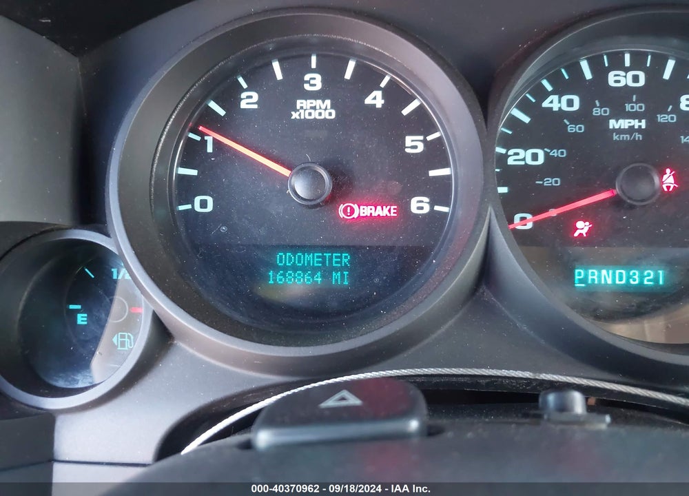 2010 CHEVROLET SILVERADO 1500 LS VIN: 1GCSCREA6AZ141464