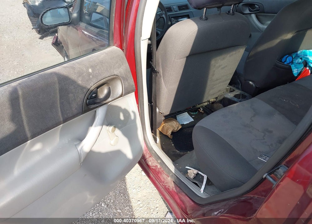 2006 FORD FOCUS ZX4 VIN: 1FAFP34N76W124307