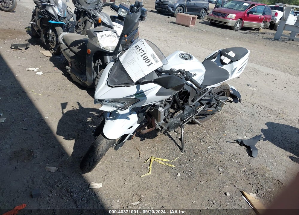2023 KAWASAKI EX400 VIN: JKAEXKH18PDAR7491