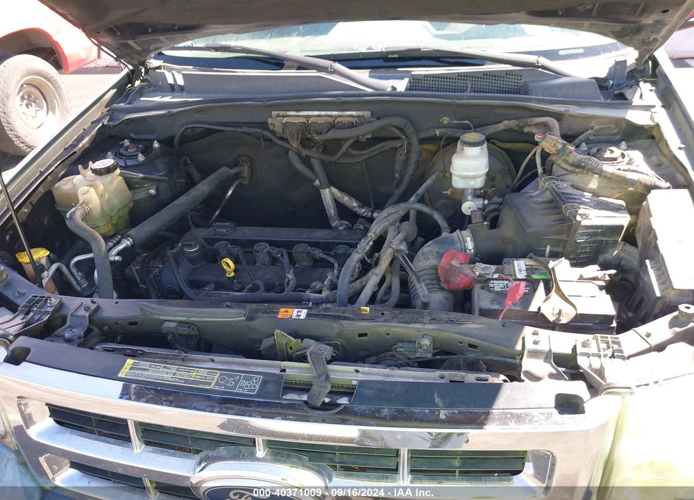 2010 FORD ESCAPE XLS VIN: 1FMCU0C72AKD34901