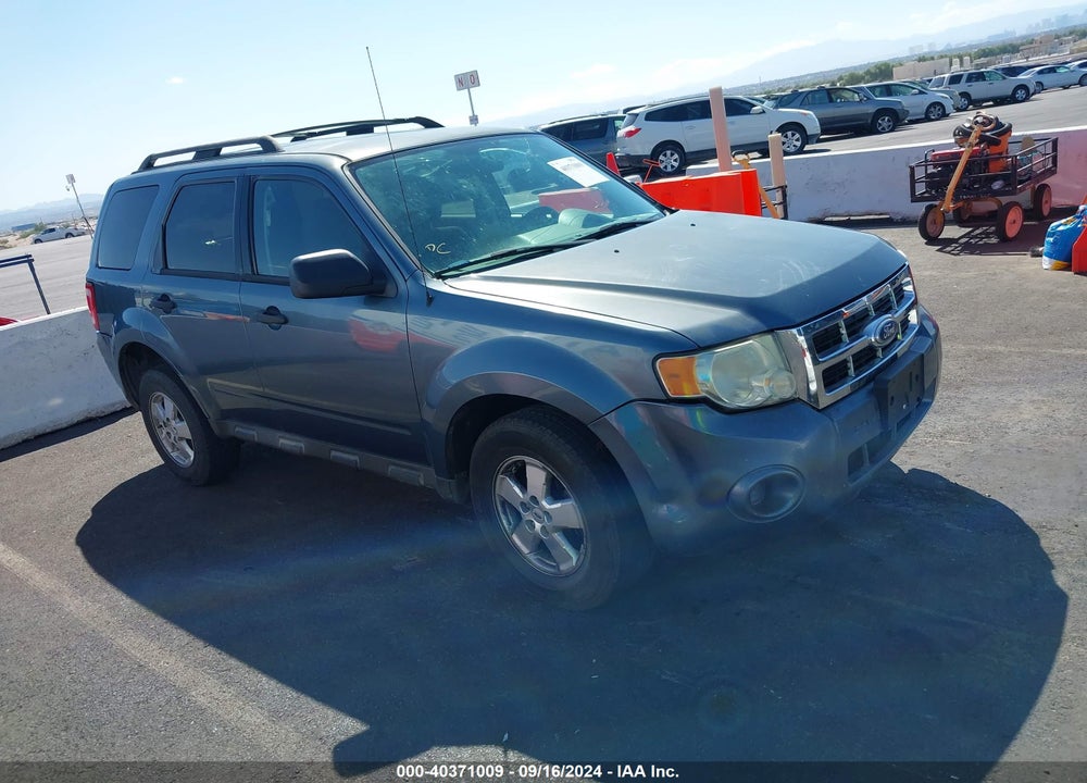 2010 FORD ESCAPE XLS VIN: 1FMCU0C72AKD34901
