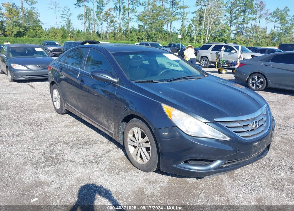 2013 HYUNDAI SONATA GLS VIN: 5NPEB4AC8DH517426