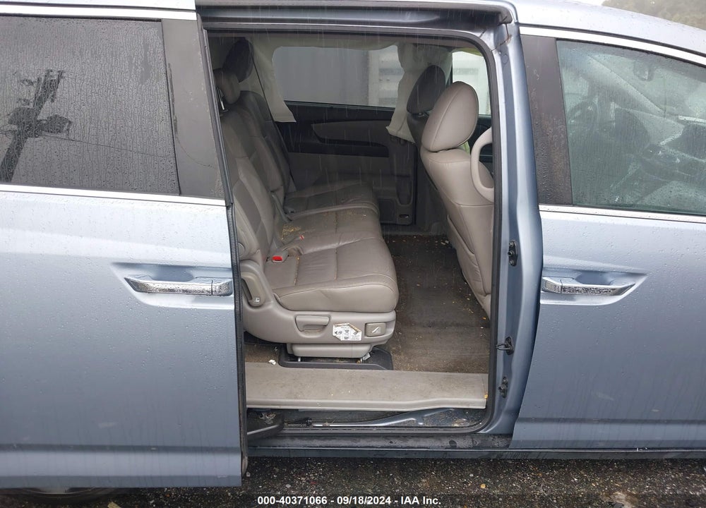 2012 HONDA ODYSSEY EX-L VIN: 5FNRL5H60CB133724