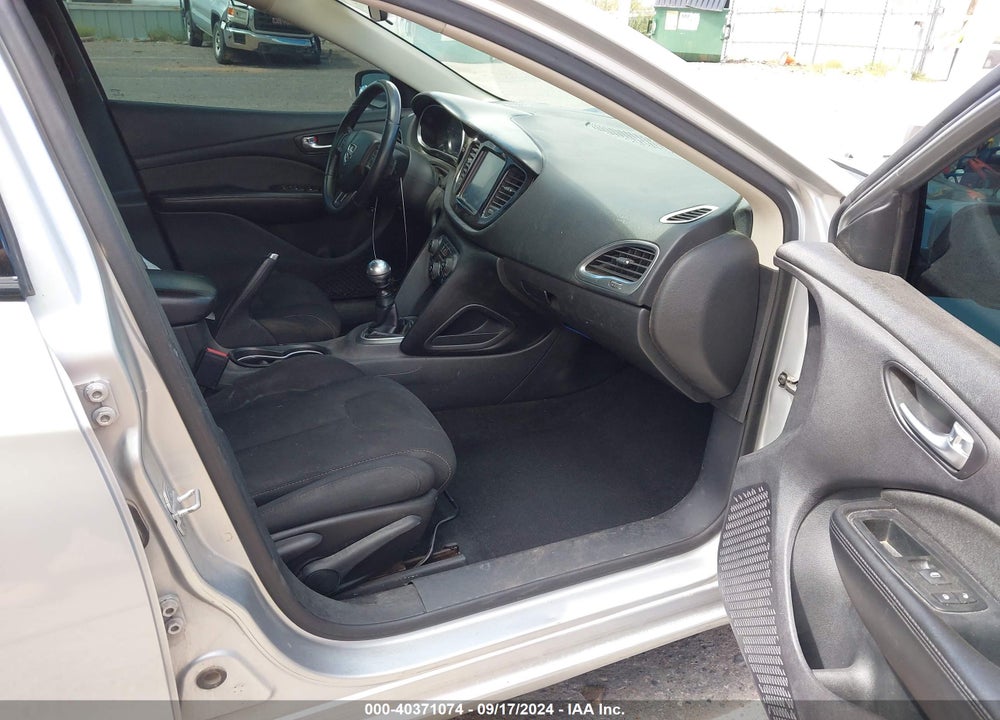 2013 DODGE DART SXT VIN: 1C3CDFBH2DD131974