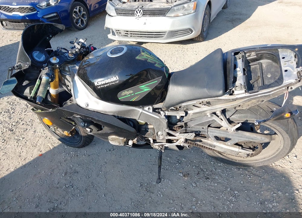 2003 KAWASAKI ZX600 K1 VIN: JKAZX4K113A002025