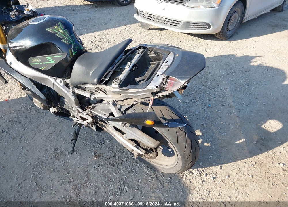 2003 KAWASAKI ZX600 K1 VIN: JKAZX4K113A002025