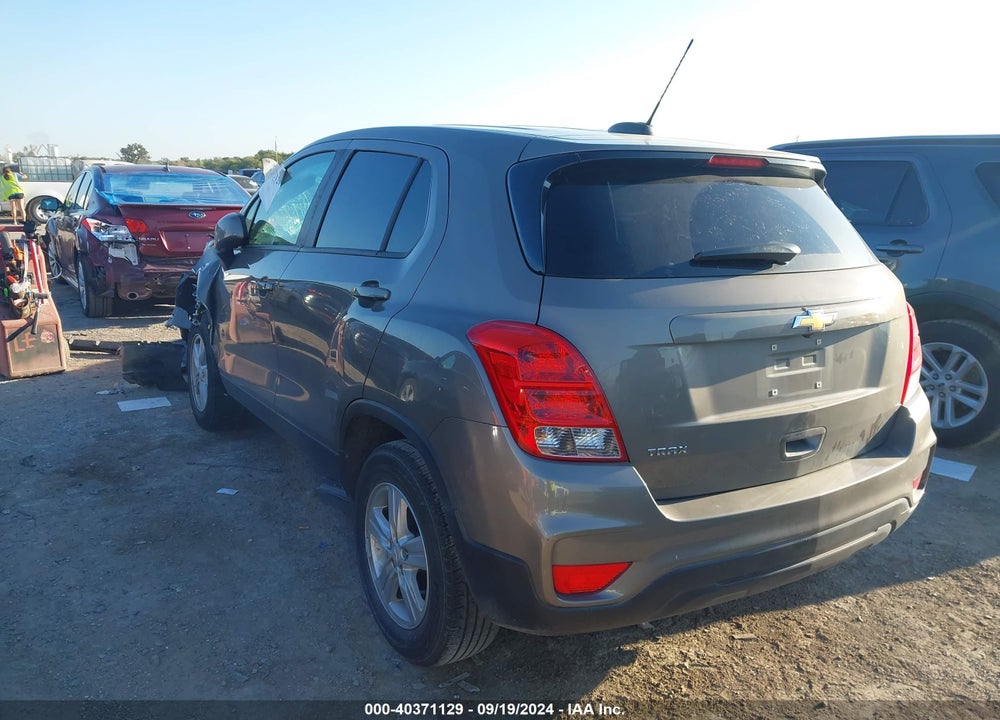 2021 CHEVROLET TRAX FWD LS VIN: KL7CJKSB3MB306623