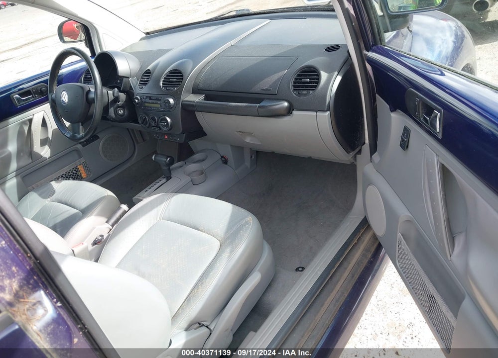 1999 VOLKSWAGEN NEW BEETLE GLS VIN: 3VWCA21C7XM459495