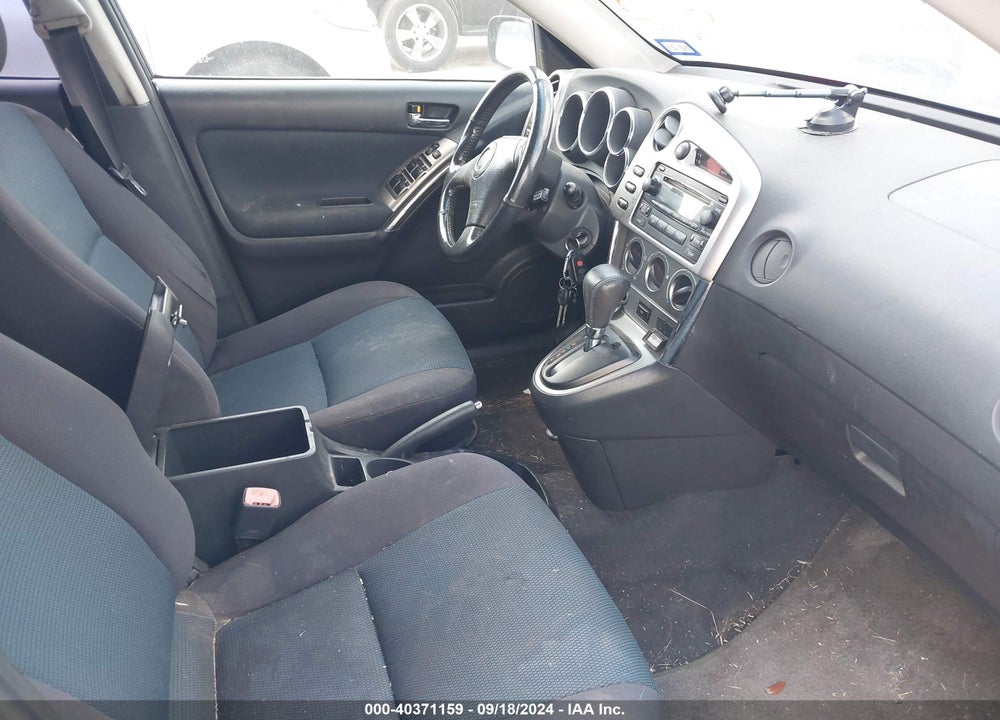 2005 TOYOTA MATRIX/XR VIN: 2T1LR30E25C364370