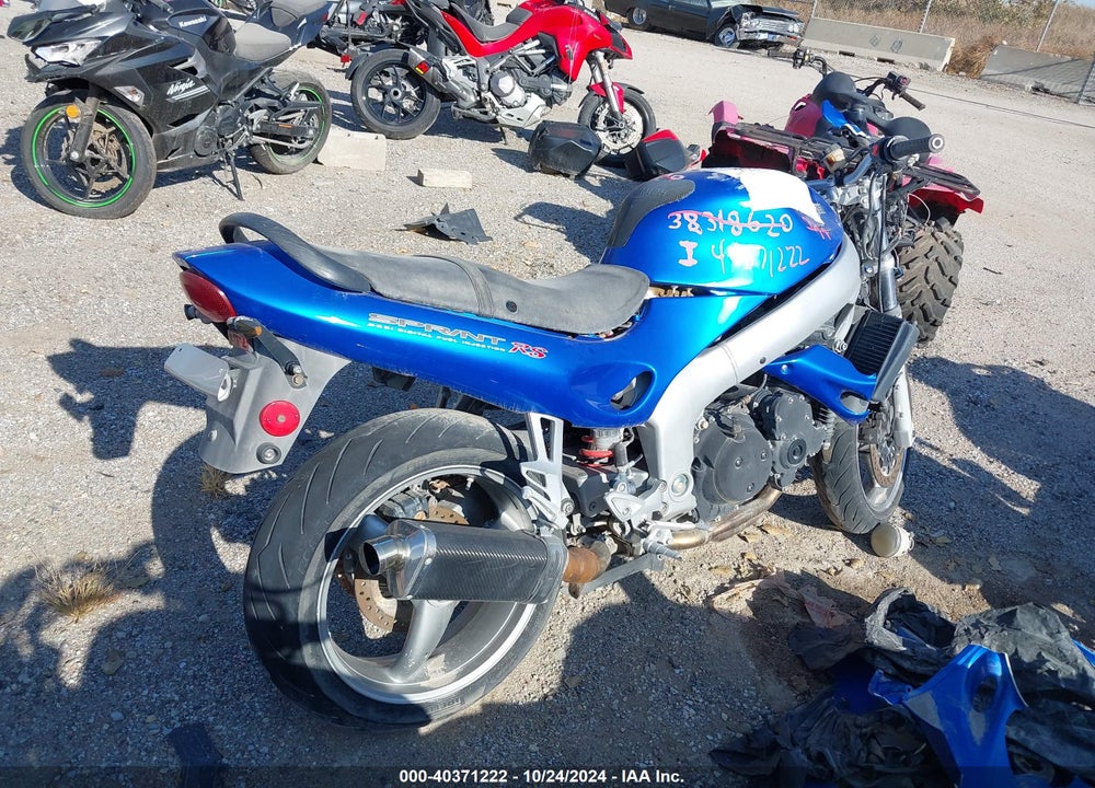 2004 TRIUMPH MOTORCYCLE SPRINT RS VIN: SMT605FS34J182052