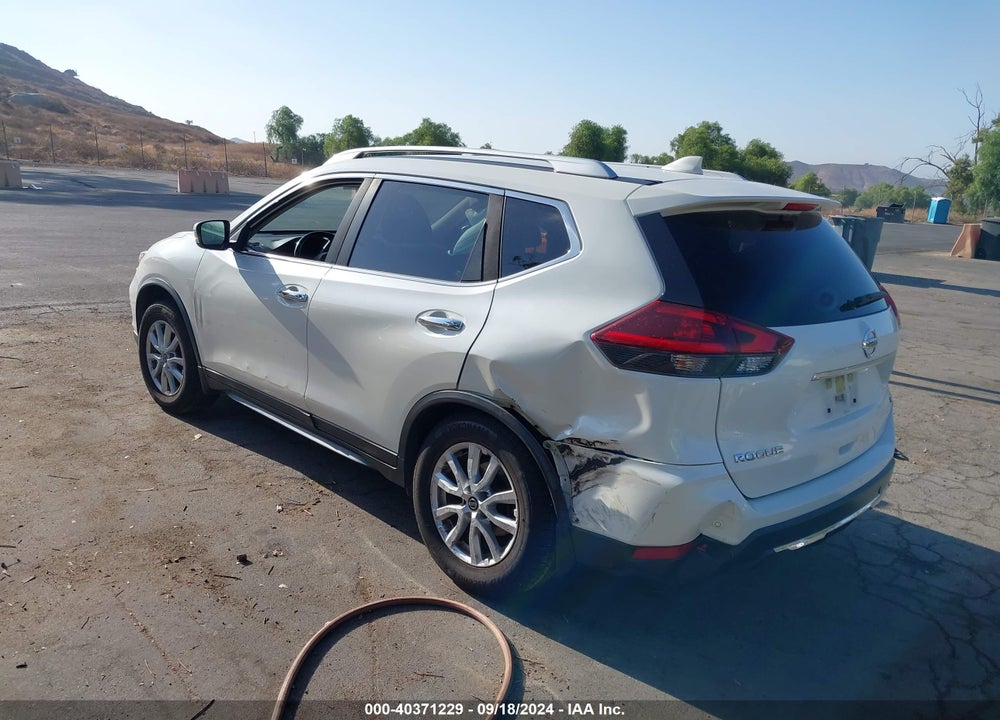 2019 NISSAN ROGUE SV VIN: JN8AT2MT0KW264948