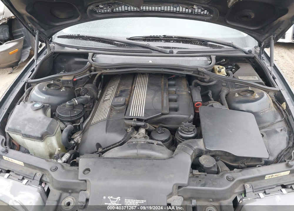 2004 BMW 330I VIN: WBAEV53454KM36823