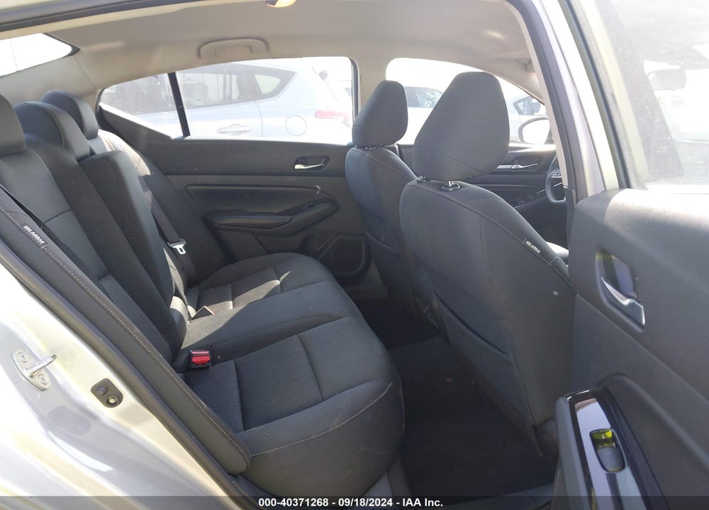 2021 NISSAN ALTIMA SV FWD VIN: 1N4BL4DV9MN331042