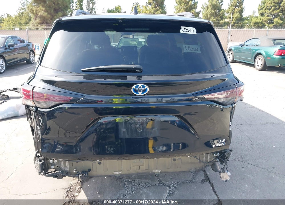2023 TOYOTA SIENNA LE VIN: 5TDBRKEC5PS142123