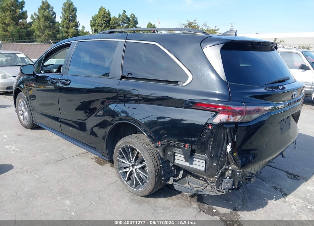 2023 TOYOTA SIENNA LE VIN: 5TDBRKEC5PS142123