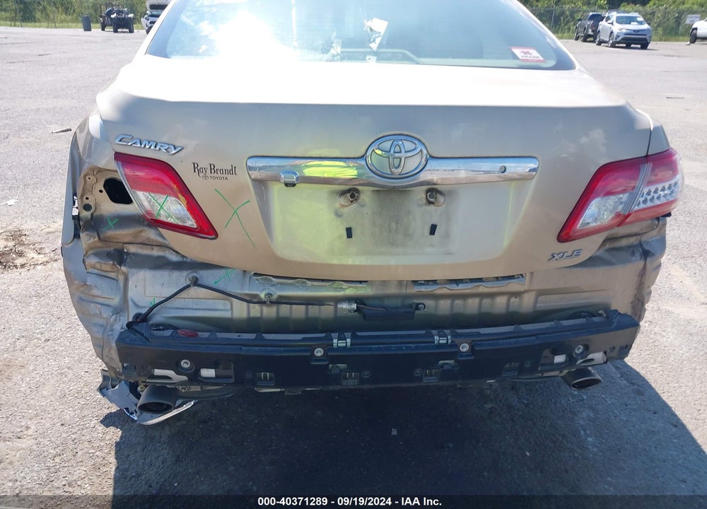 2011 TOYOTA CAMRY XLE V6 VIN: 4T1BK3EK5BU620395