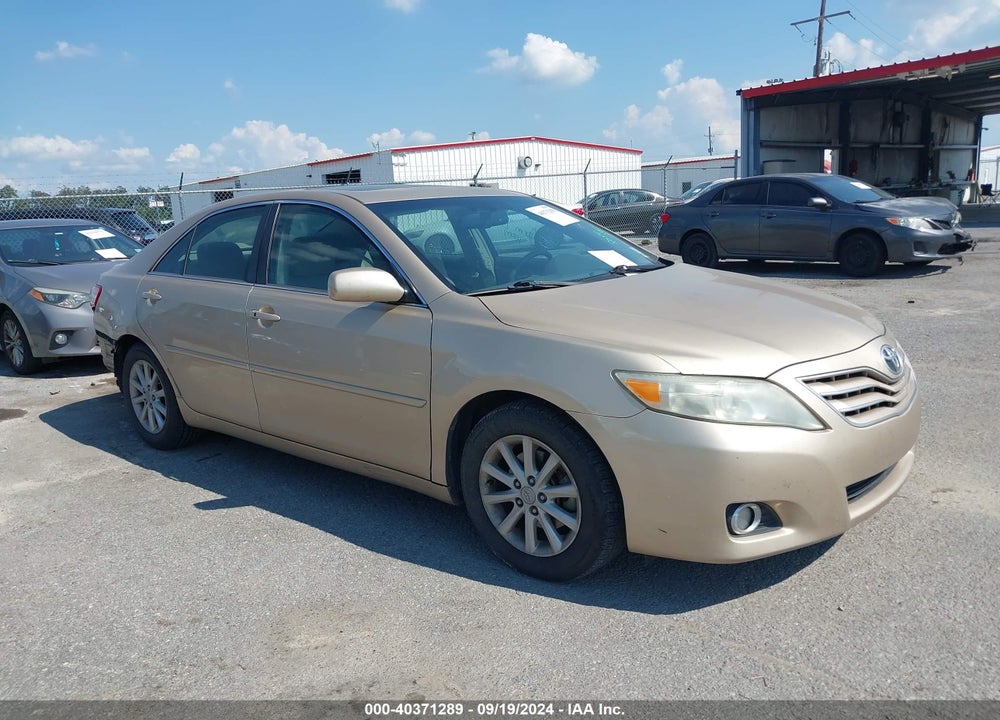 2011 TOYOTA CAMRY XLE V6 VIN: 4T1BK3EK5BU620395