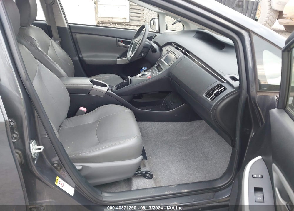 2012 TOYOTA PRIUS TWO VIN: JTDKN3DUXC1585578